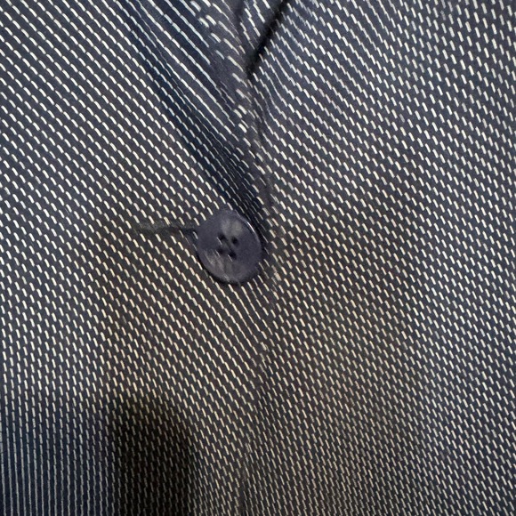 Chico's Women's Navy Polka Dot One Button Stretchy Blazer size 2 - Picture 3 of 7